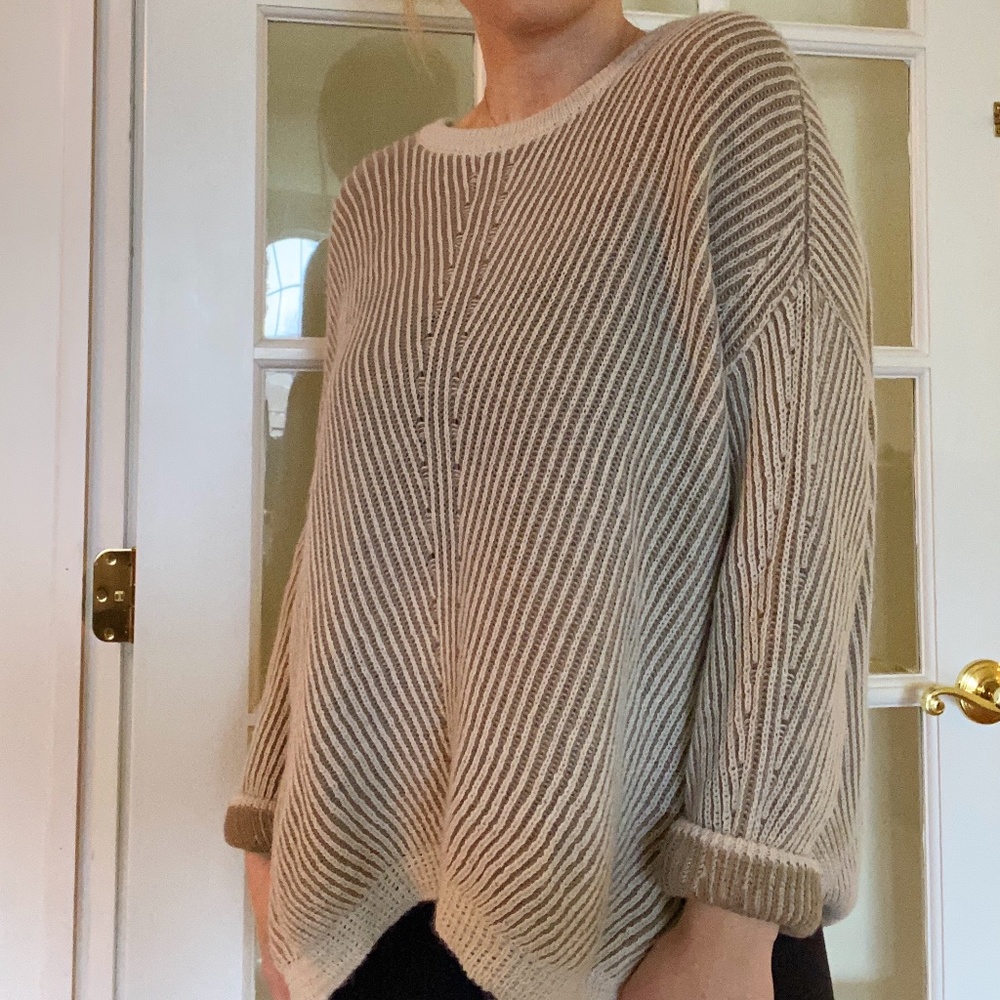 American Eagle Sweater